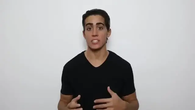 Video thumbnail for Vegans Flock to Fast Food Restaurants