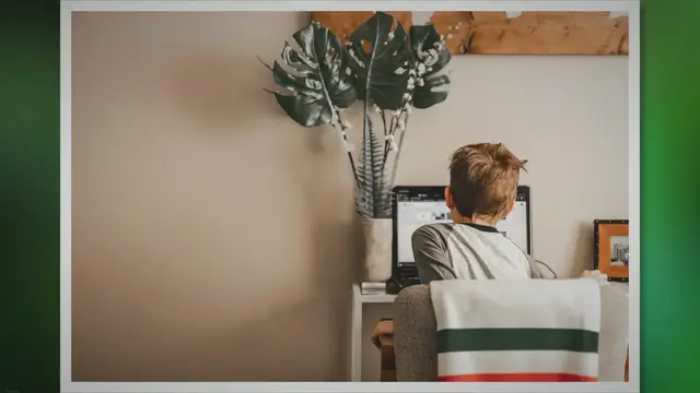 Video thumbnail for Chromebook or laptop: Which should you buy?