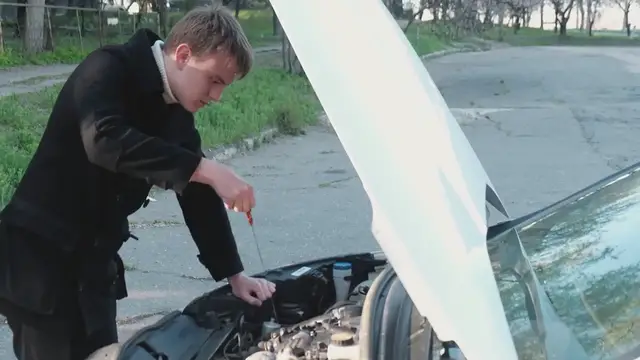 Video thumbnail for Saving Money on Auto Expenses