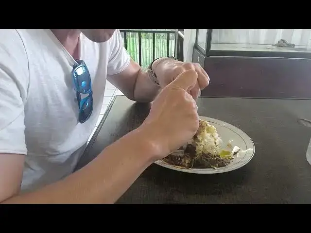 'Video thumbnail for Tasting My Nasi Padang Plate in Kuta, Bali with Local Food Tips 🍛🇮🇩'
