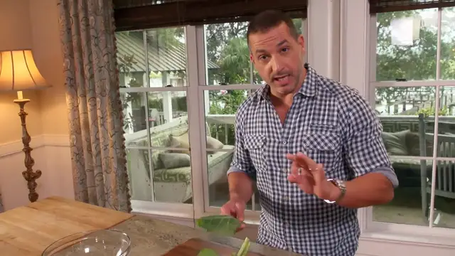 Video thumbnail for 
				 3 Ways to De-Stem Collard Greens