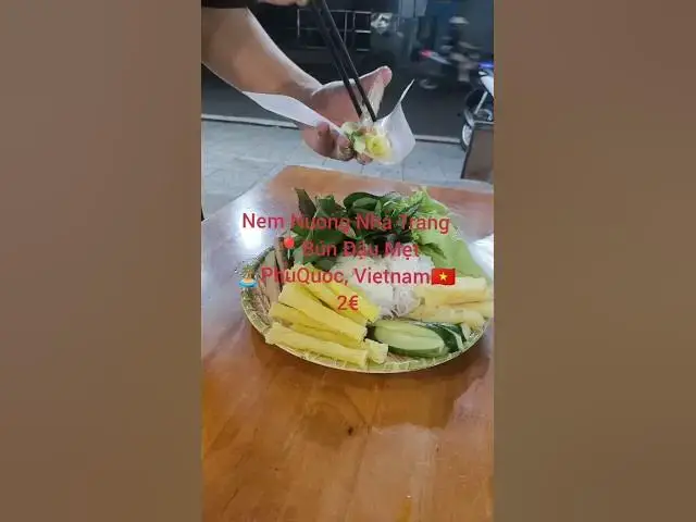'Video thumbnail for 🌴 Le Meilleur Plat à 2€ de Phu Quoc ? Nem Nướng à Rouler Soi-même !🔥'