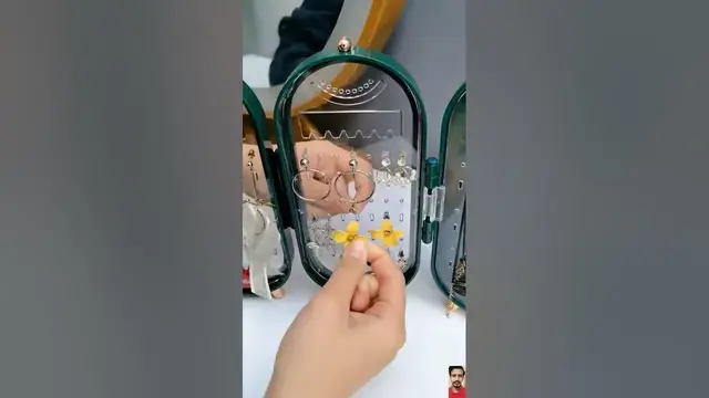 Video thumbnail for Link in Bio ✅ | Foldable Jewellery Box with Mirror