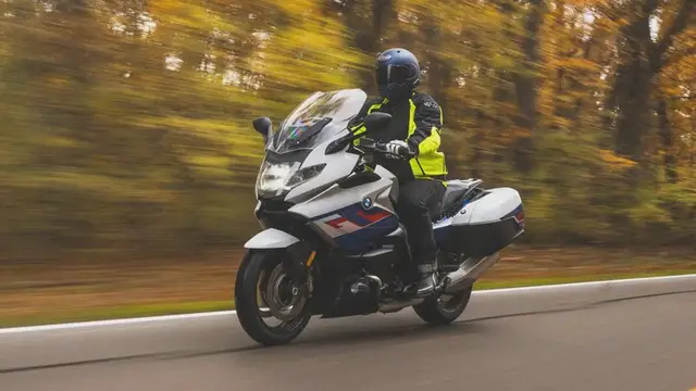 Video thumbnail for 2023 BMW K1600 GT Motorcycle: Get Your Straight-Six Fix