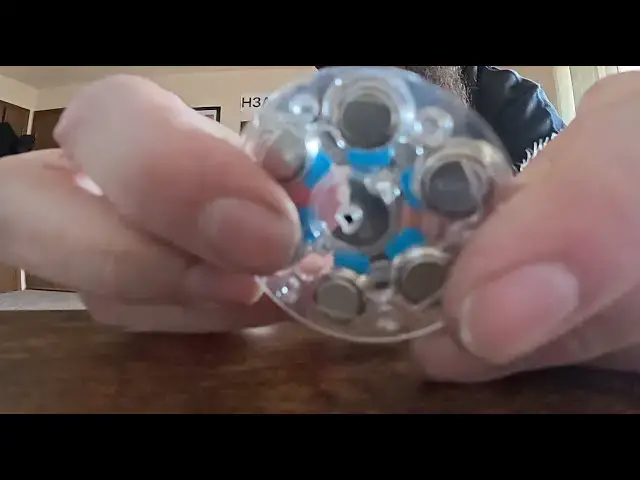 Video thumbnail for HOW YOU OPEN THIS HARING AID BATTERY!?!? | i3xCx & Apey