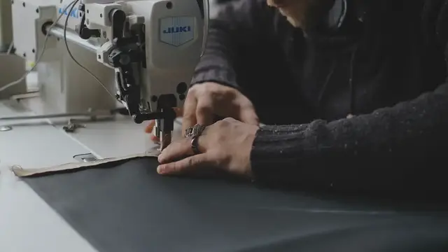 Video thumbnail for How To Thread A Needle On A Singer Sewing Machine (2024) – SewingMachineZig