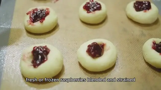 'Video thumbnail for _Raspberry Oreo cheesecake balls '