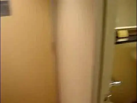 Video thumbnail for Ramada Hotel, Newark Airport, New Jersey, USA Room Video