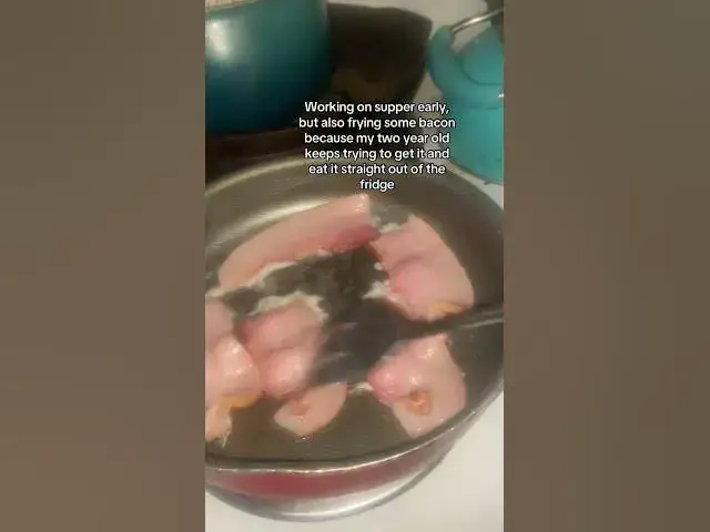 Video thumbnail for If he wants bacon, why not? #Bacon #Cooking #Toddler #ToddlerParent #Group7