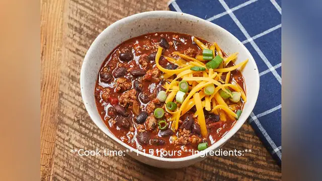 Video thumbnail for chili with beans recipe