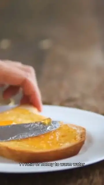 Video thumbnail for bees knees recipe