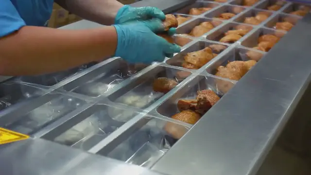 Video thumbnail for British swimmer Adam Peaty: There are worms in the food at Paris Olympic Village