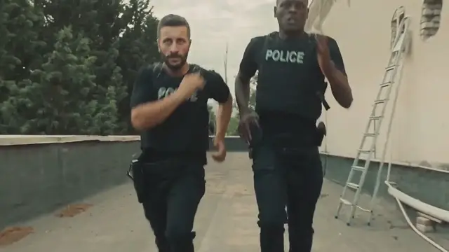 Video thumbnail for "Felicity Huffman Returns to TV in 'Criminal Minds: Evolution' After College Admissions Scandal"