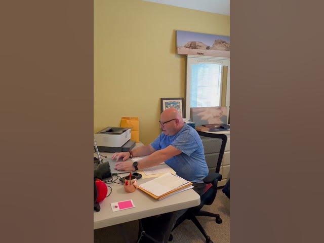 Video thumbnail for Lucia and her technology again!!