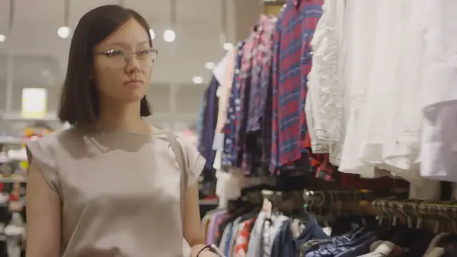 Video thumbnail for The Rising Phoenix Chapter 4 : Threaten The Old Madam