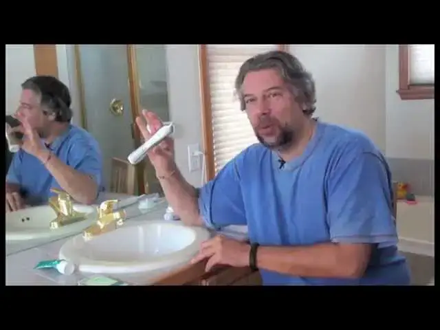 Video thumbnail for Oral B Pro 5000 Electric Toothbrush with Bluetooth Review