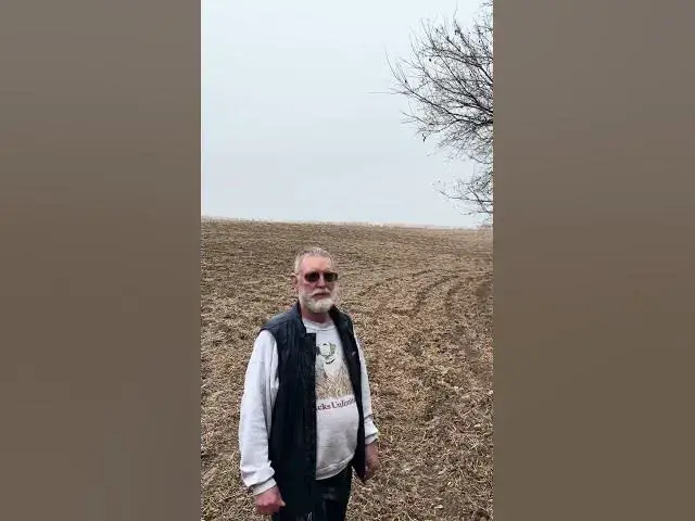 Video thumbnail for Getting prepare to hunt whitetail deer  in Illinois!