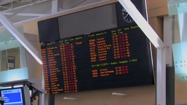 Video thumbnail for Air Canada Flash Mob Deluxe