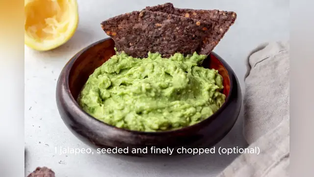 Video thumbnail for recipe for easy guacamole