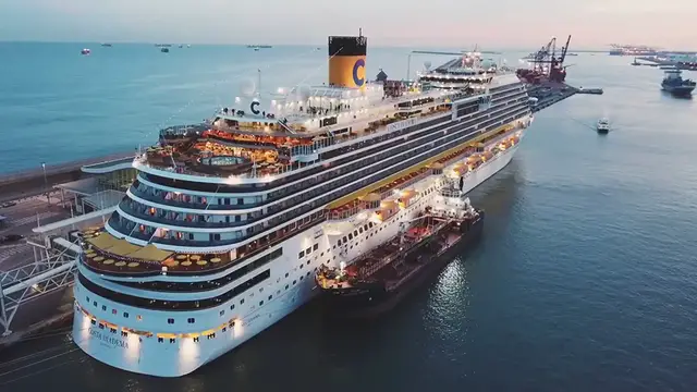 Video thumbnail for SS United States – The Last Great American Ocean Liner