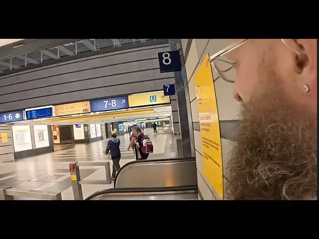 Video thumbnail for Surprising my son!! | i3xCx