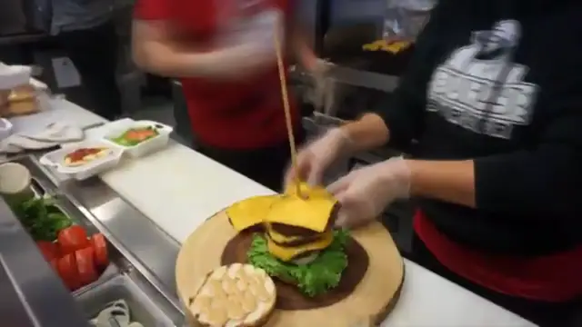 Video thumbnail for INSANELY CHEESY BURGER CHALLENGE In Utah
