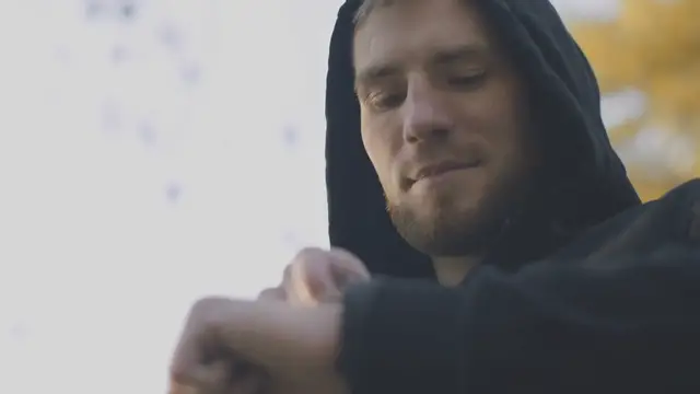 Video thumbnail for Apple Watch Fitness Tips for Beginners