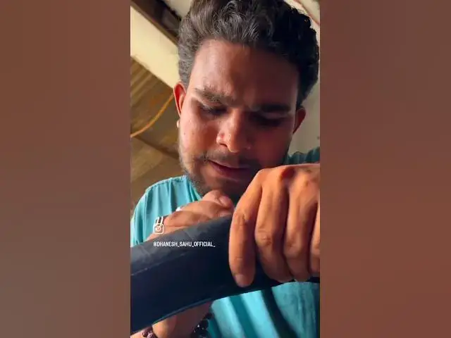 Video thumbnail for Gadi ke tib la panchar kart he😱😱 #comedy #funny #dhanesh #trending #cg#Gadi#viral#panchar#shorts