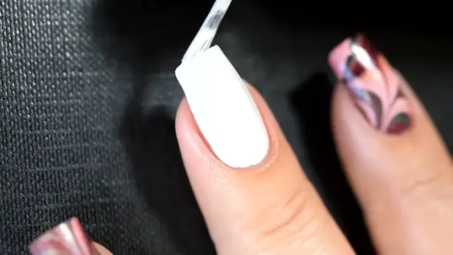 Video thumbnail for Water Marble Nail Art Tutorial