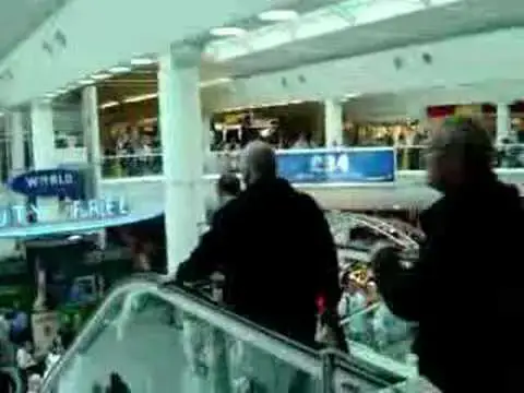 Video thumbnail for London Gatwick South Terminal