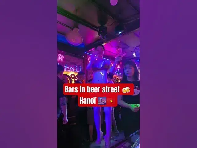 Video thumbnail for Bars in Hanoï 🌆🇻🇳 are another level