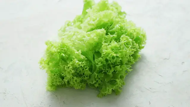 Video thumbnail for  Fresh Goods Friday 700: A Delicious Way to Kickstart Your Weekend