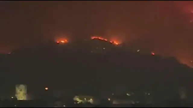 Video thumbnail for Spain: Wildfire Near Vall d’Uixó Forces Mass Evacuations in Castellón 5.