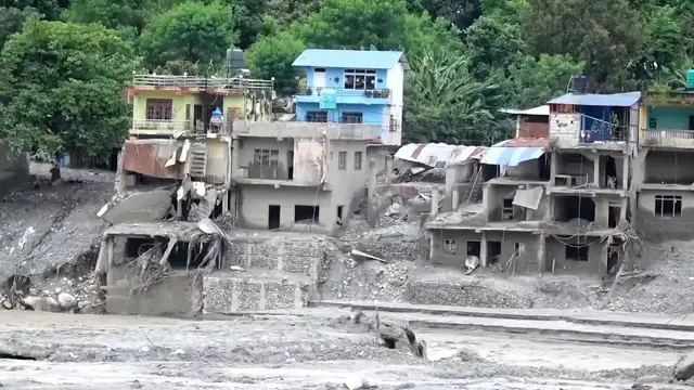 Video thumbnail for Nepal: Mudslide death toll in Nepal rises to 1,374: police.