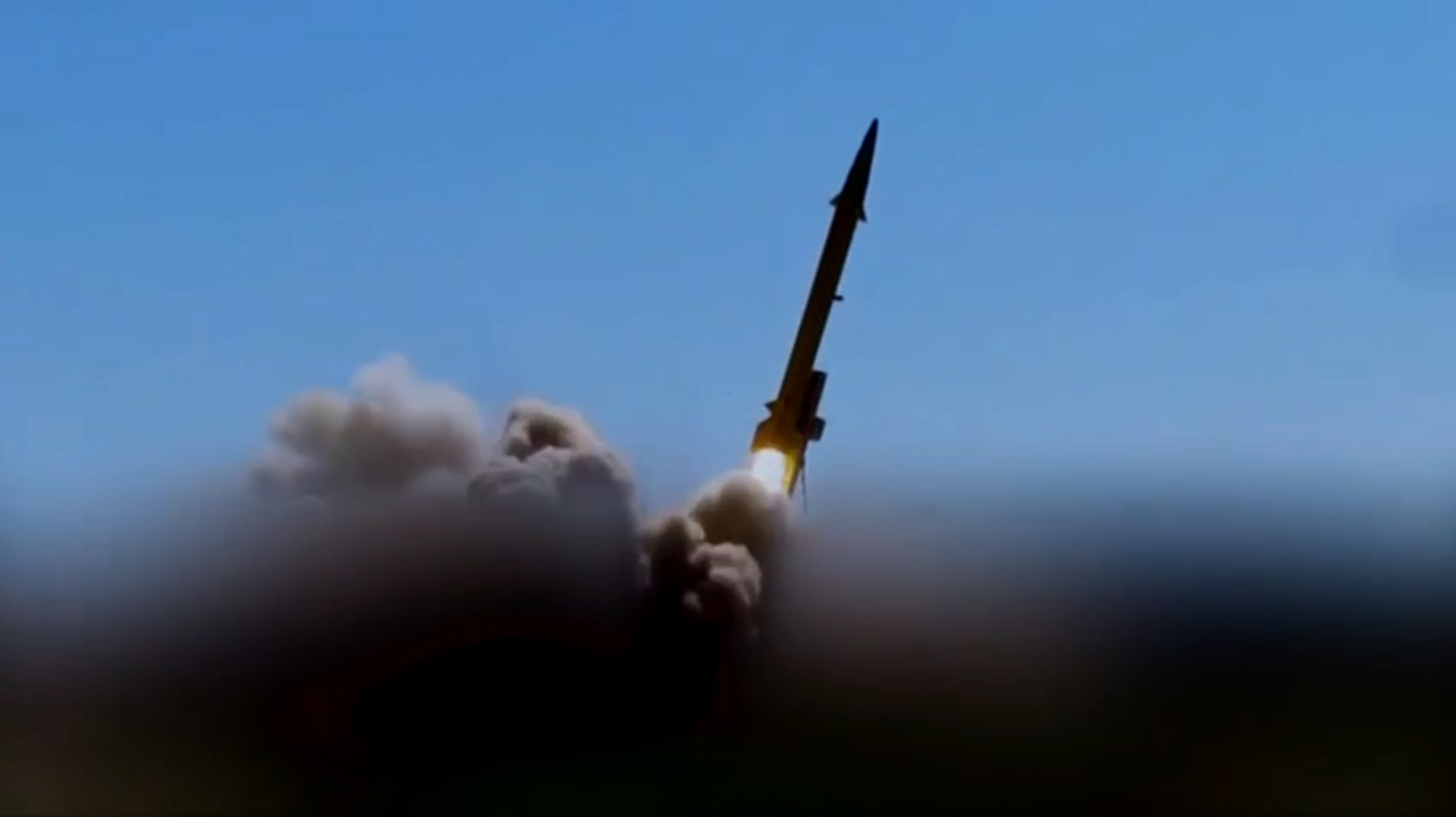 Video thumbnail for Kuwait condemns Iranian attack as Iran-US trade new strikes