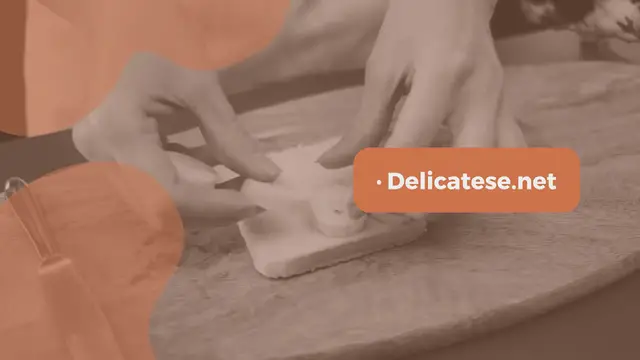 Video thumbnail for Descoperă Reteta Copilăriei: Biscuiți cu Banane Prăjite!