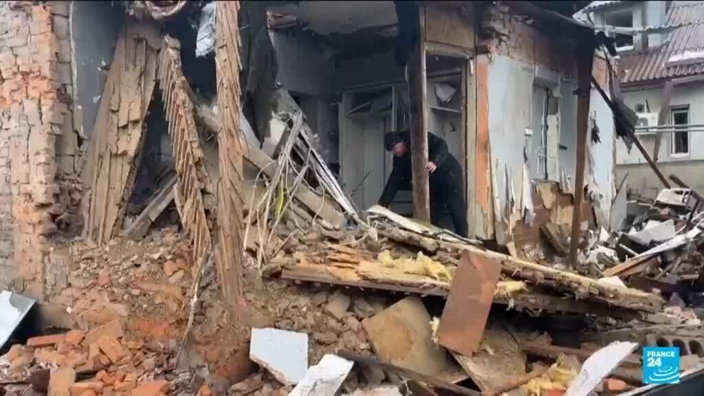 Video thumbnail for Russia pounds Ukraine with missiles and drones