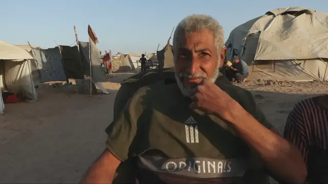 'Video thumbnail for Displaced Palestinians await ceasefire deal, hoping to return home to north Gaza'
