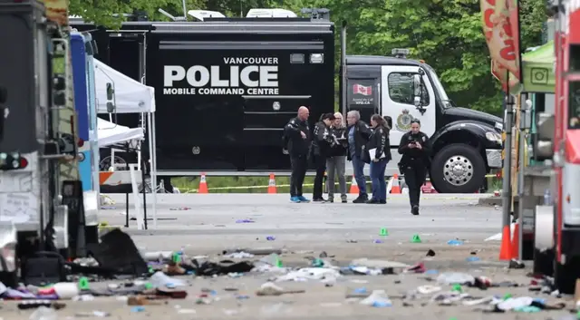 Video thumbnail for At least eleven killed as car rams into Vancouver’s Lapu Lapu festival crowd