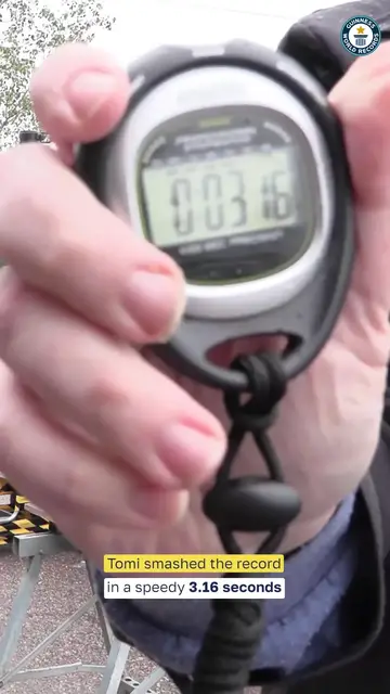 Video thumbnail for Fastest time to drink 500ml of soda - 3.16 seconds by Tomi Kotilainen