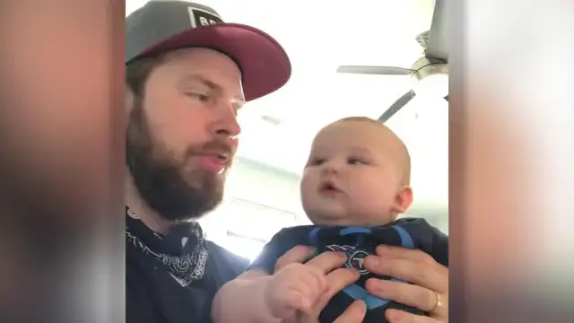 Video thumbnail for Dad's Ingenious Beatboxing Routine Stops Baby From Crying | Happily TV