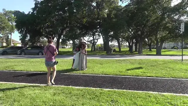 Video thumbnail for Soldier Photobombs Family After Return From Deployment | Happily TV