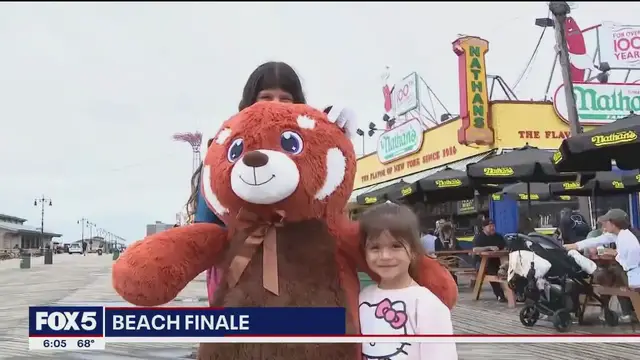 'Video thumbnail for Beachgoers hit Coney Island for last beach day of the summer'