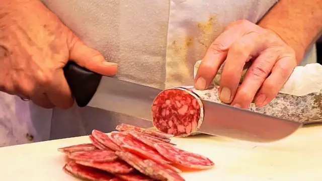 'Video thumbnail for SPANISH STREET FOOD!! Squid Ink Paella + OXTAIL HEAVEN!! Guide to Seville Street Food'