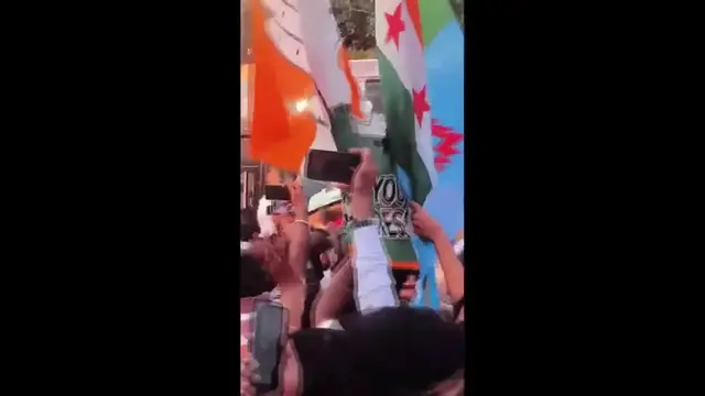 Video thumbnail for India: Thousands March To Demand Election Chief Resign / 2.