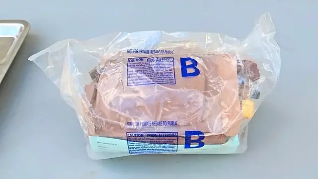 Video thumbnail for 2019 Australian Patrol Ration (Meal Ready to Eat) Taste Test