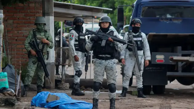 'Video thumbnail for Mexico cartel violence forces residents to flee to Guatemala'