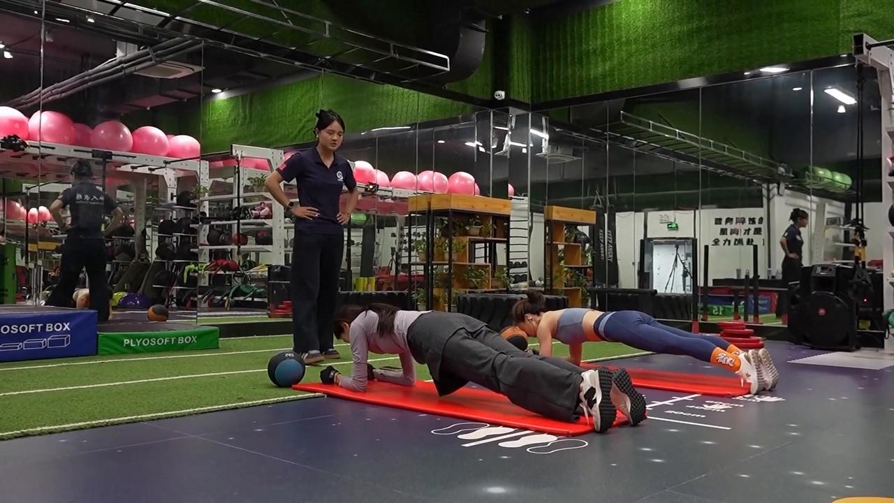 Video thumbnail for China: Chinese cinemas integrate dining, fitness to broaden movie-going experience.