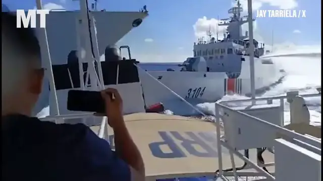 'Video thumbnail for Two Chinese military vessels collide in South China Sea'