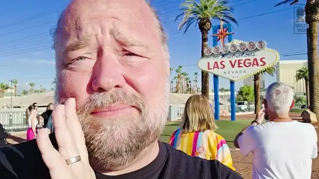 Video thumbnail for Unwritten Rules of Las Vegas Every Tourist Should Know